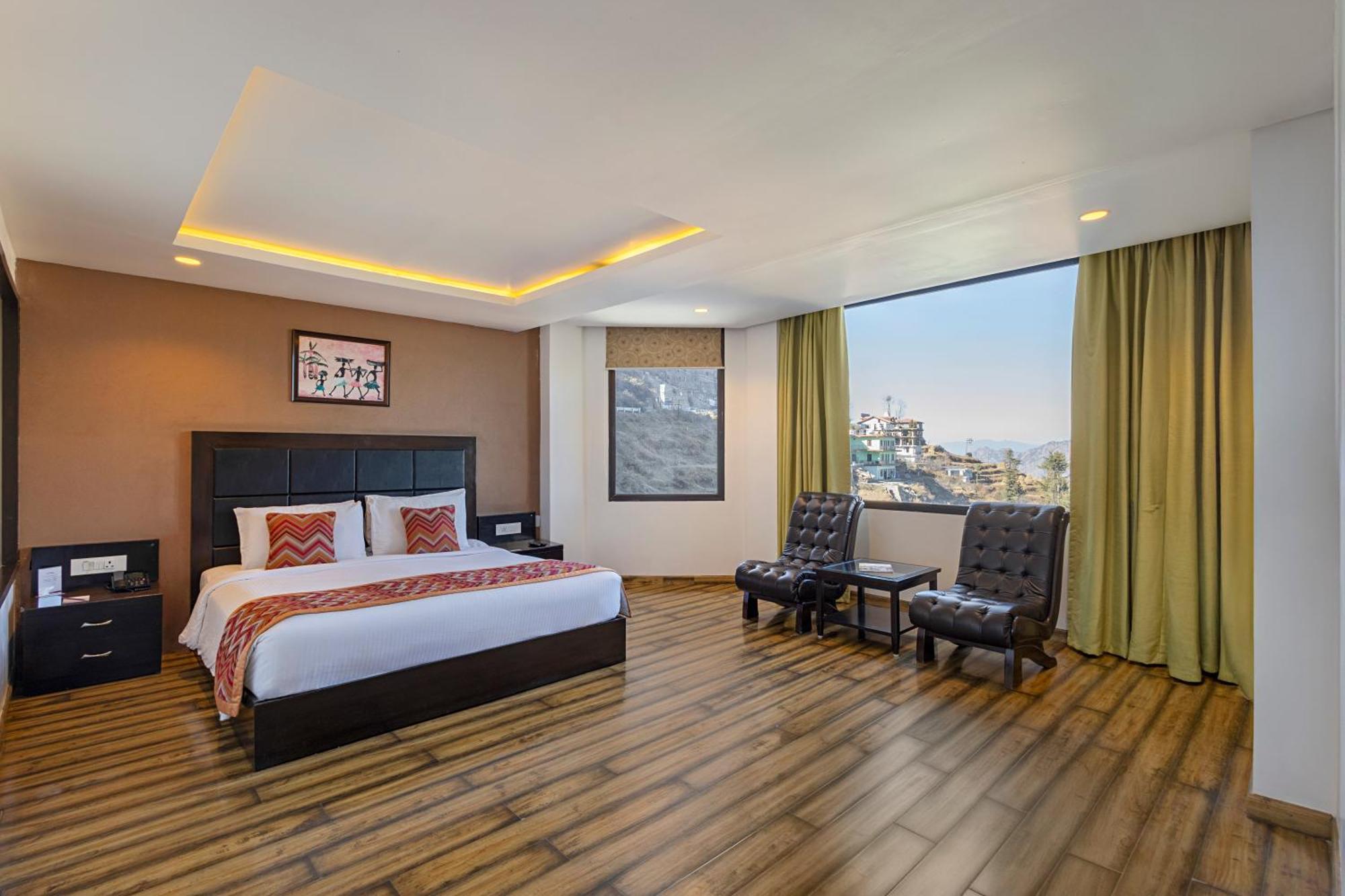 Sterling Kufri Hotel Bagian luar foto