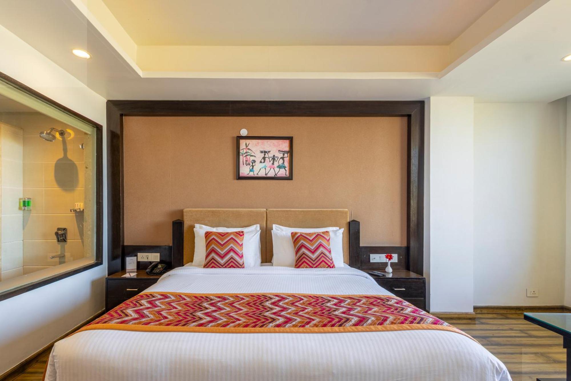 Sterling Kufri Hotel Bagian luar foto