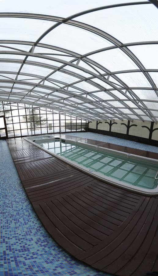 Sterling Kufri Hotel Bagian luar foto